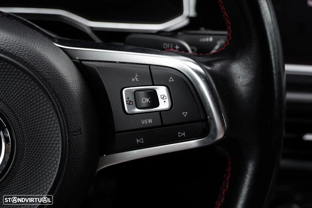 VW Polo 2.0 TSI DSG GTI - 36