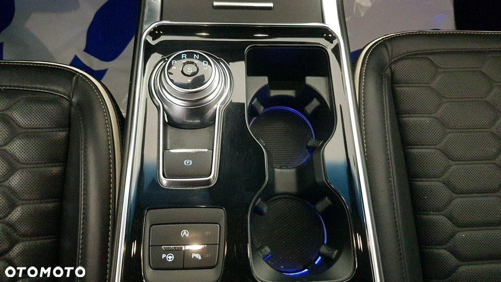 Ford Edge - 30