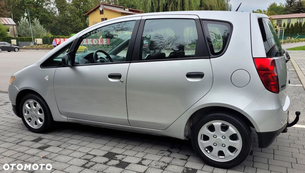 Mitsubishi Colt - 3
