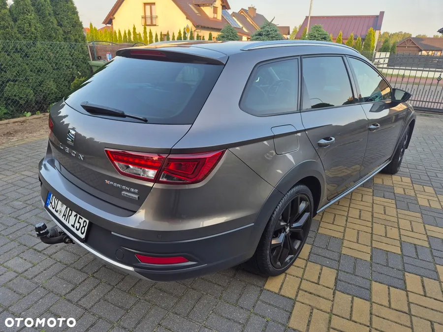 Seat Leon 2.0 TDI X-Perience S&S 4Drive - 3