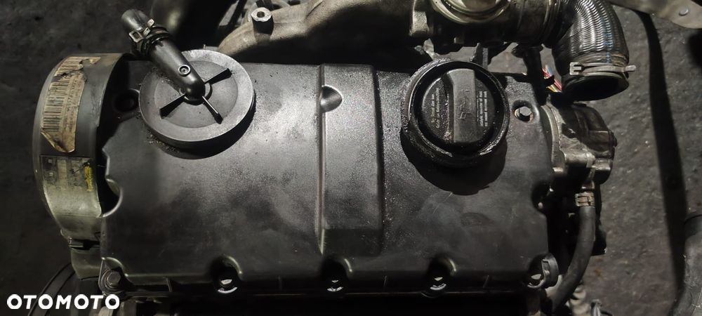 Silnik VW Audi Passat Skoda 1.9 TDI AWX 130 KM - 1