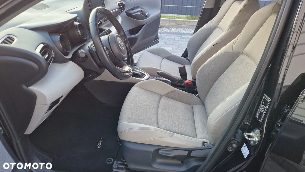 Toyota Yaris 1.5 Selection Elegant CVT - 25