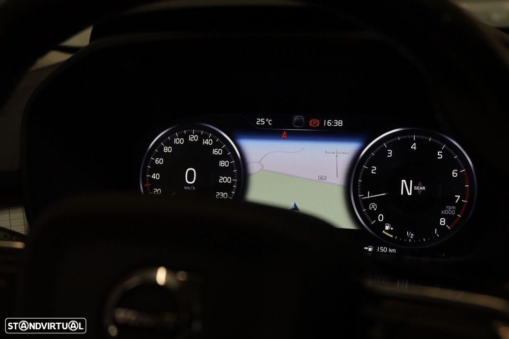 Volvo XC 40 1.5 T2 Momentum Plus - 20