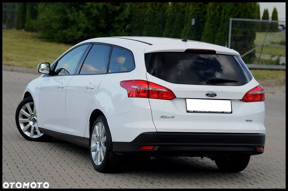Ford Focus - 22