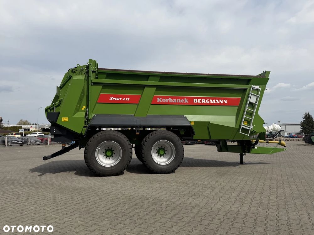 Bergmann Precyzyjny uniwersalny rozrzutnik wapna i obornika XPERT 4.22 - 9