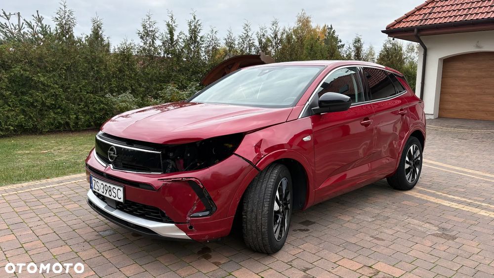 Opel Grandland 1.2 T Business Elegance S&S - 4