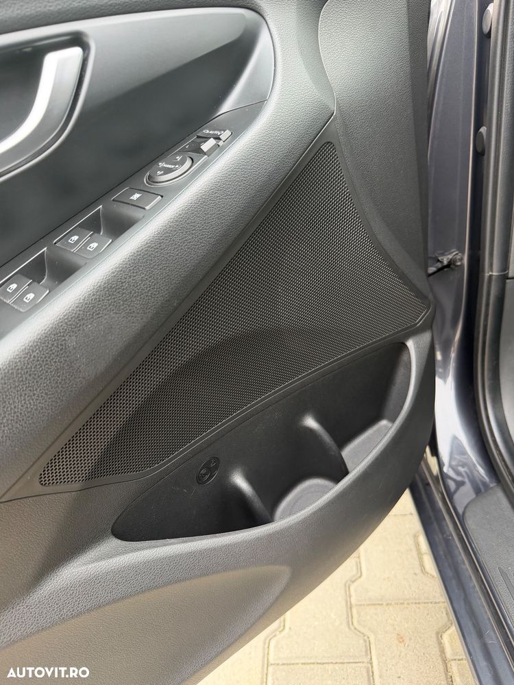 Hyundai i30 - 15
