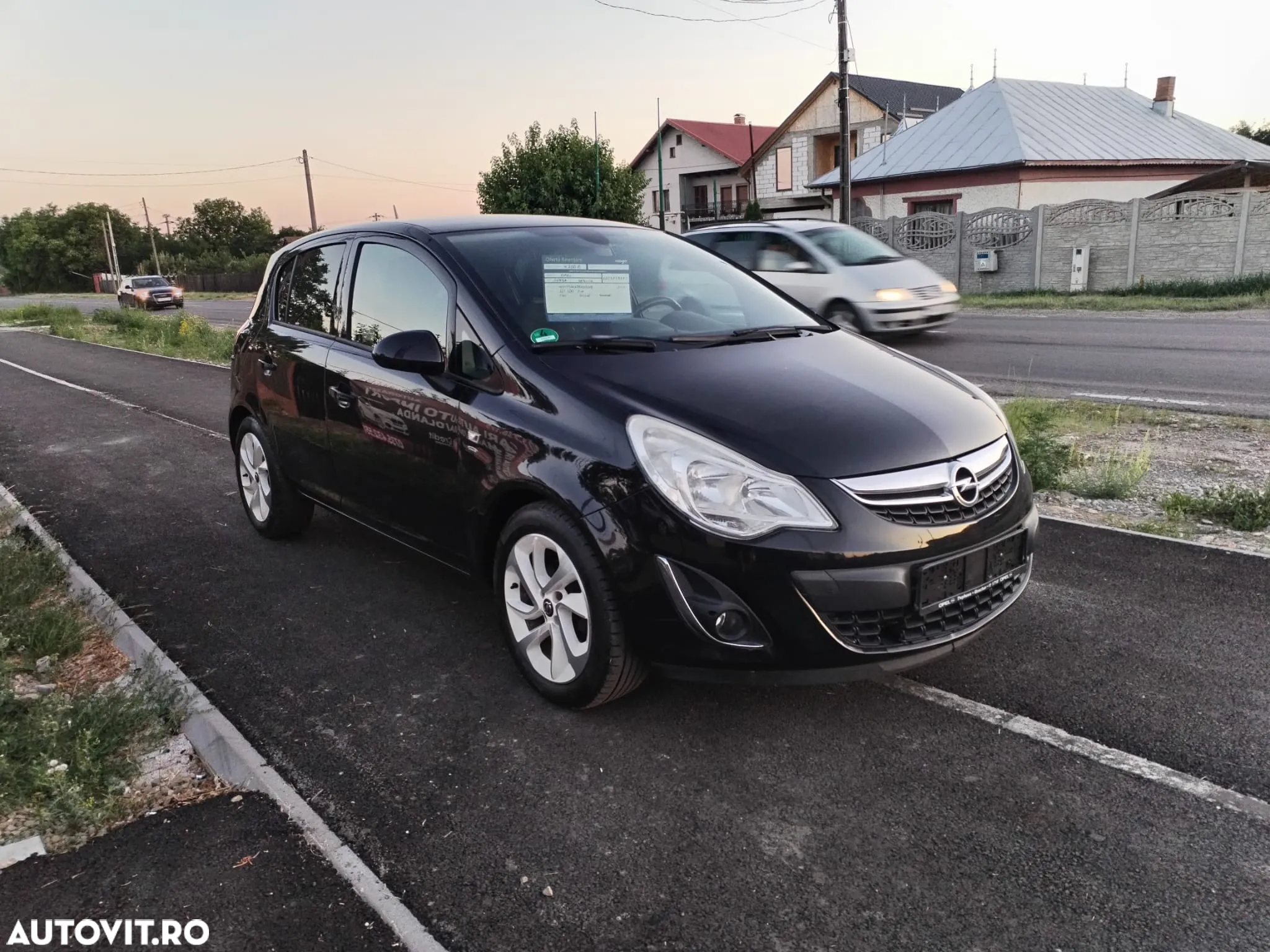 Opel Corsa 1.4 16V Satellite - 2