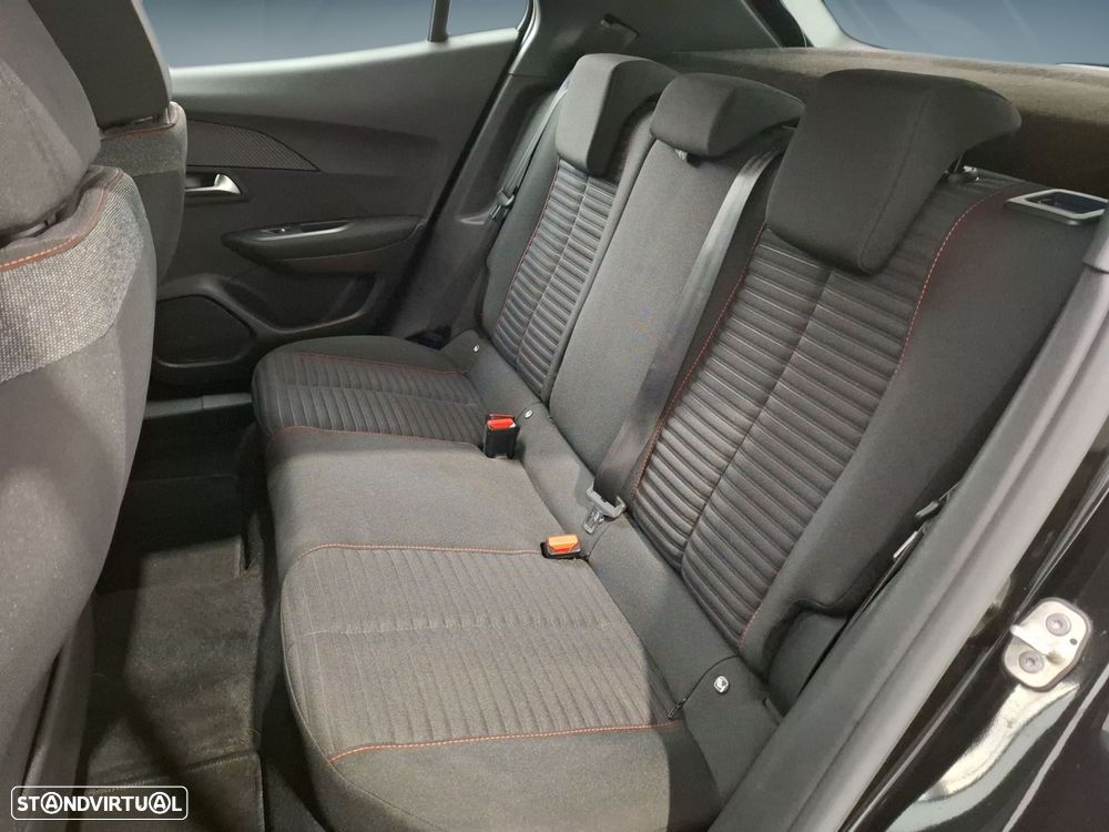 Peugeot 2008 1.2 PureTech Active Pack - 12