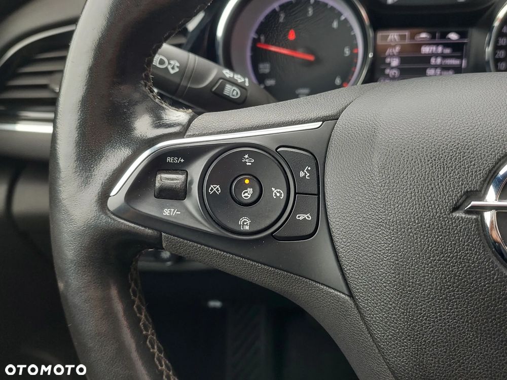 Opel Insignia - 21