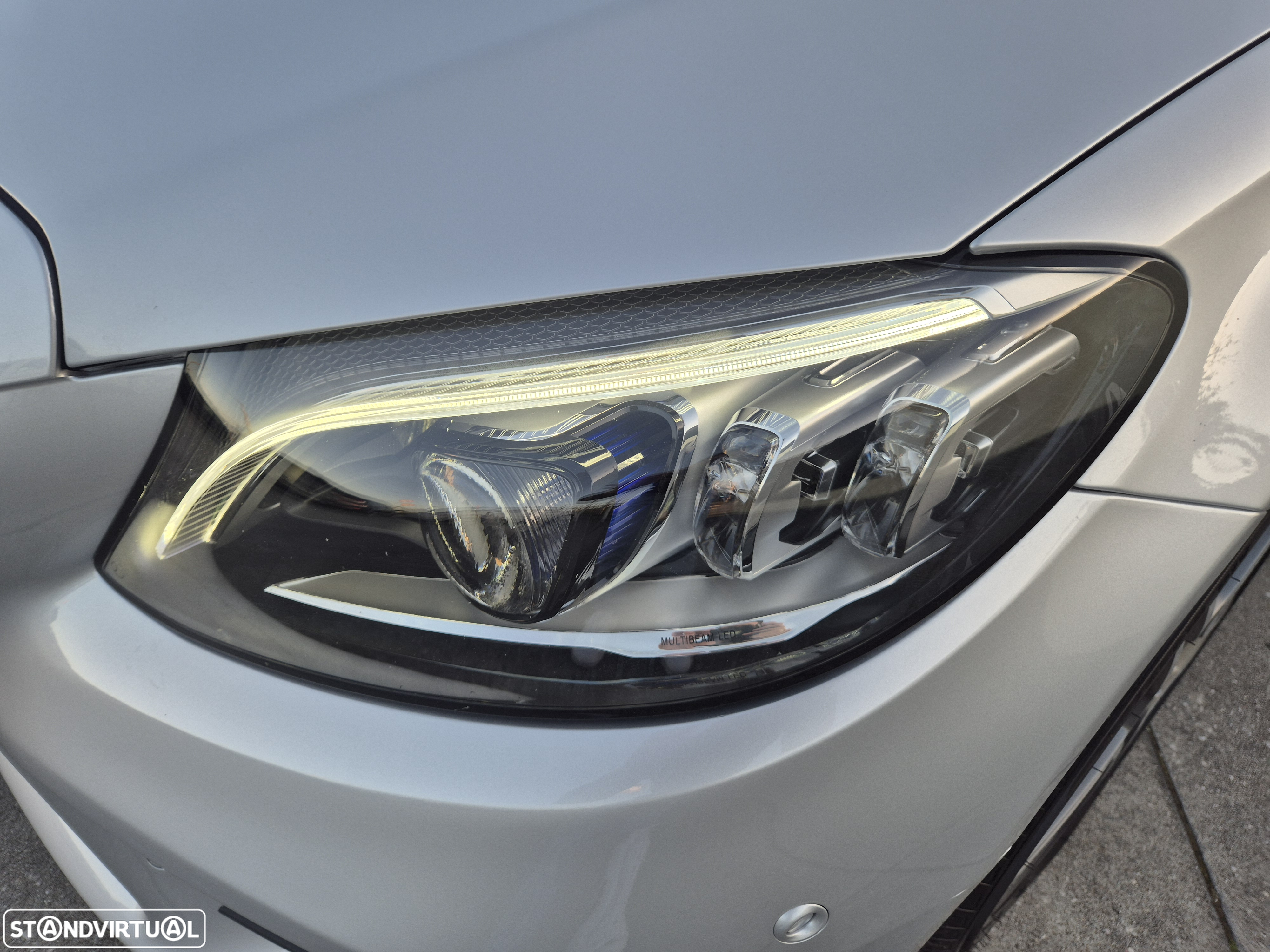 Mercedes-Benz C 300 de AMG Line - 13
