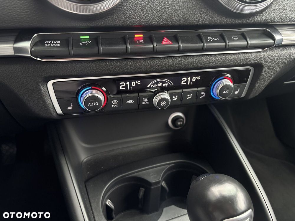 Audi A3 Sportback - 18