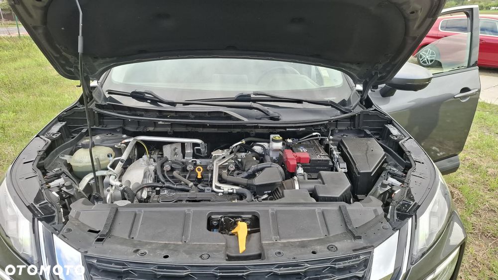Nissan Rogue - 16
