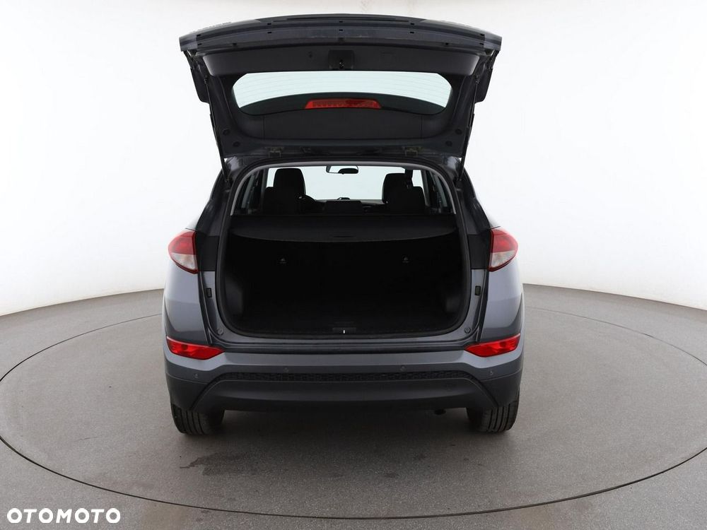 Hyundai Tucson 1.7 CRDI BlueDrive Comfort 2WD - 20