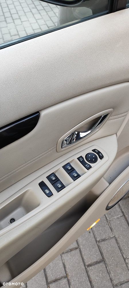 Renault Scenic dCi 150 Automatik Luxe - 11