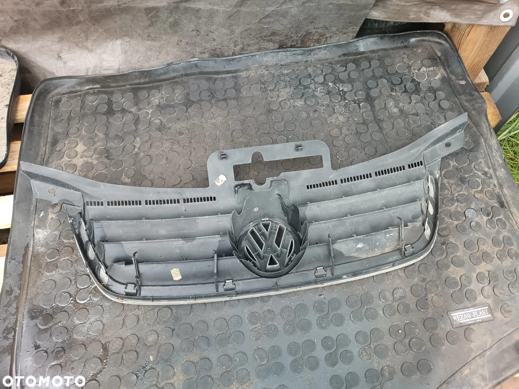GRILL ATRAPA CHŁODNICY 1T0853651 VW TOURAN I 03-06 - 2