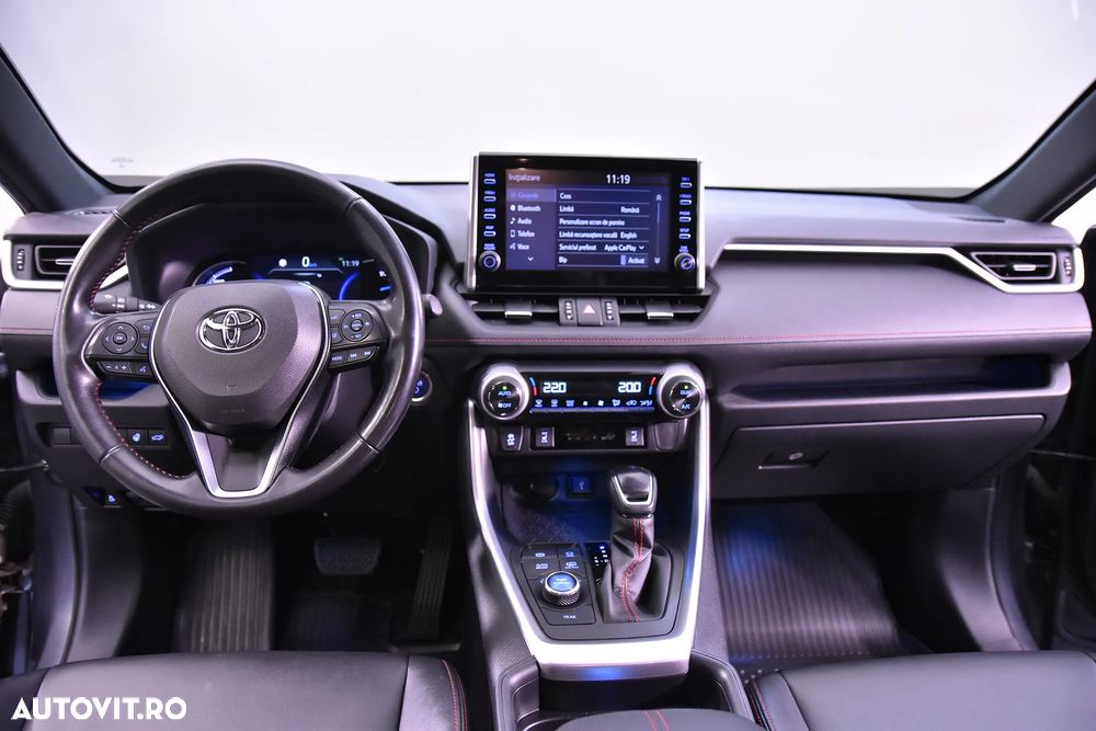 Toyota RAV4 - 9