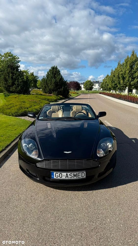 Aston Martin DB9 - 6