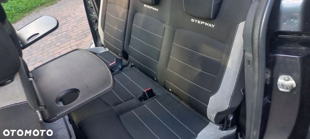 Dacia Dokker 1.5 dCi Stepway - 13