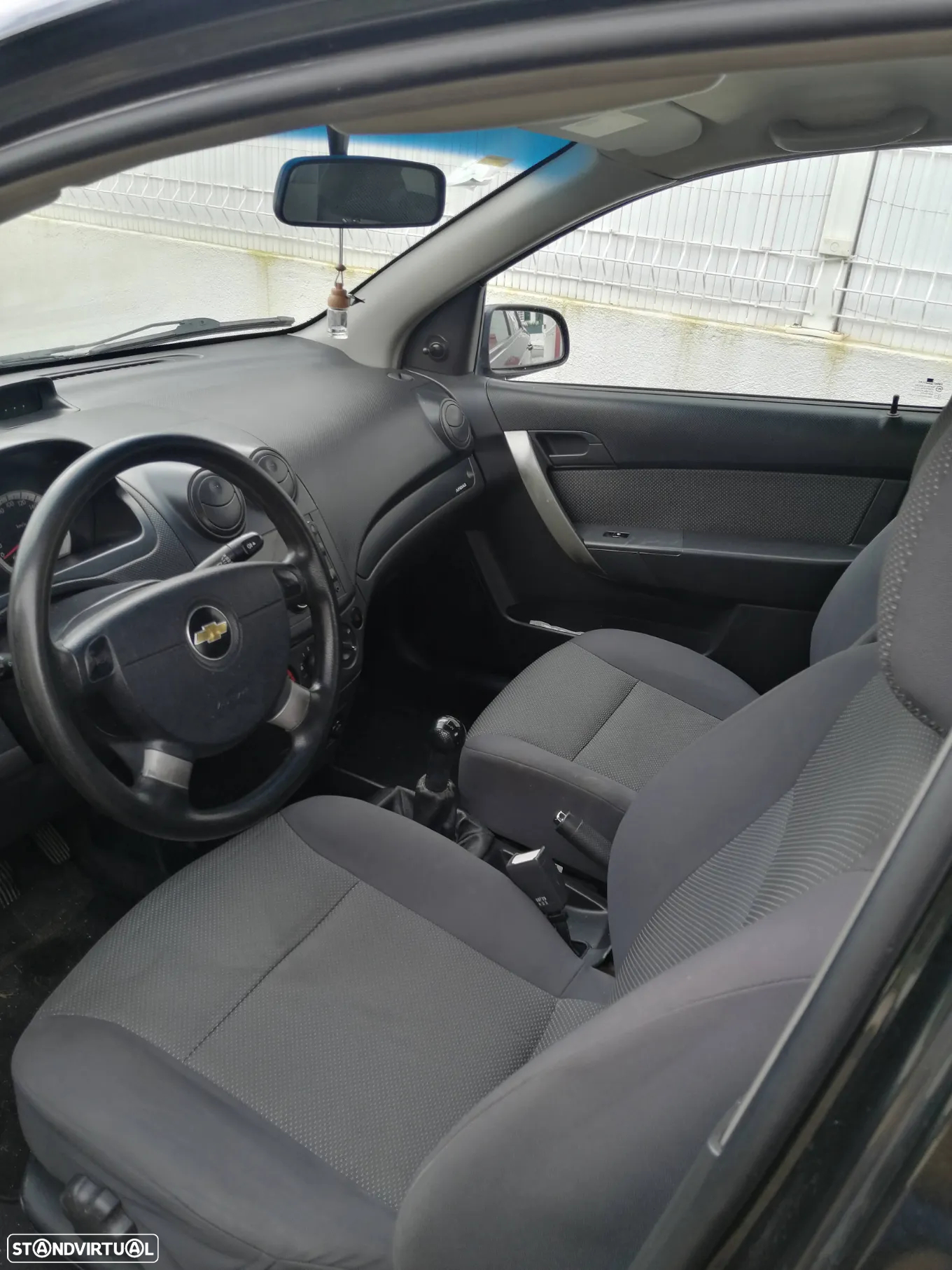 Chevrolet Aveo 1.2 LS - 10