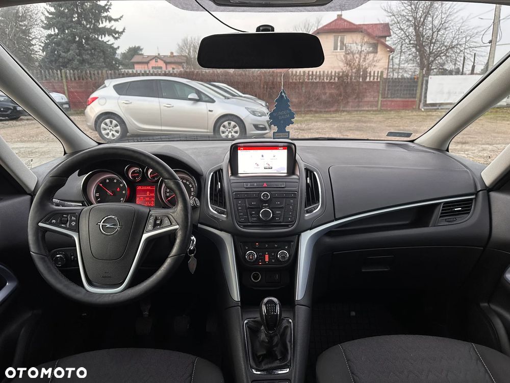 Opel Zafira - 15