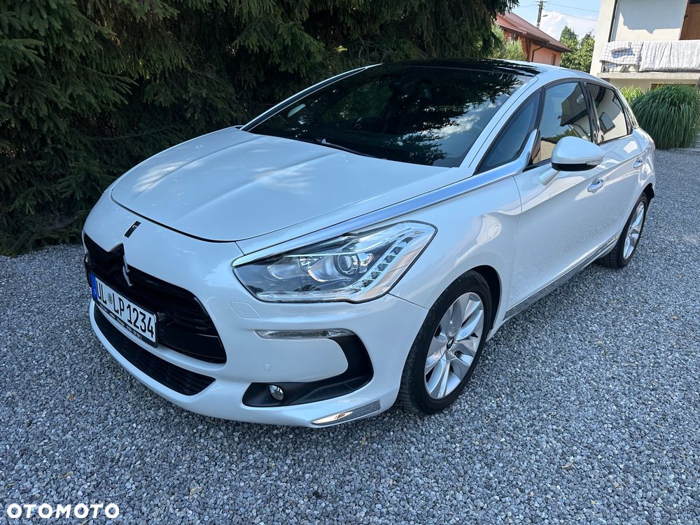 Citroën DS5 THP 155 SoChic - 1