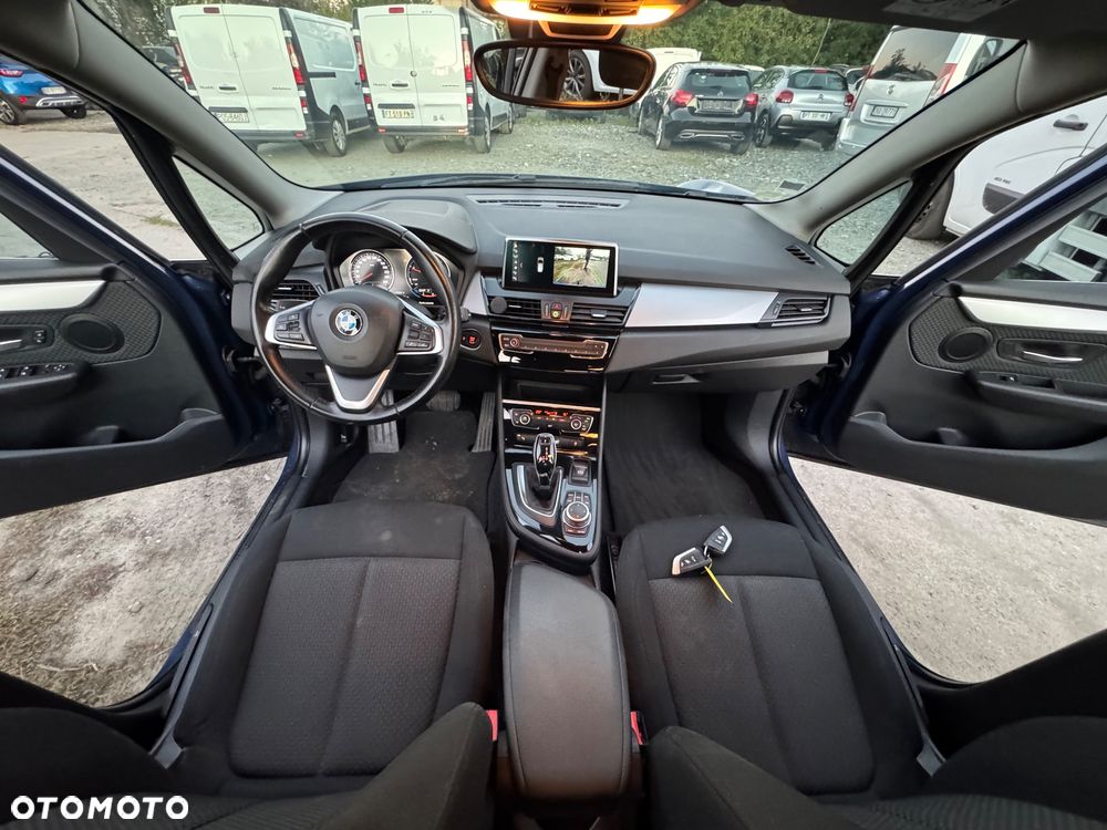 BMW Seria 2 216d Gran Tourer Sport Line - 10