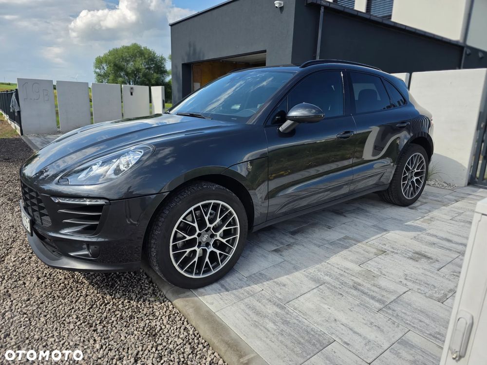 Porsche Macan S - 1