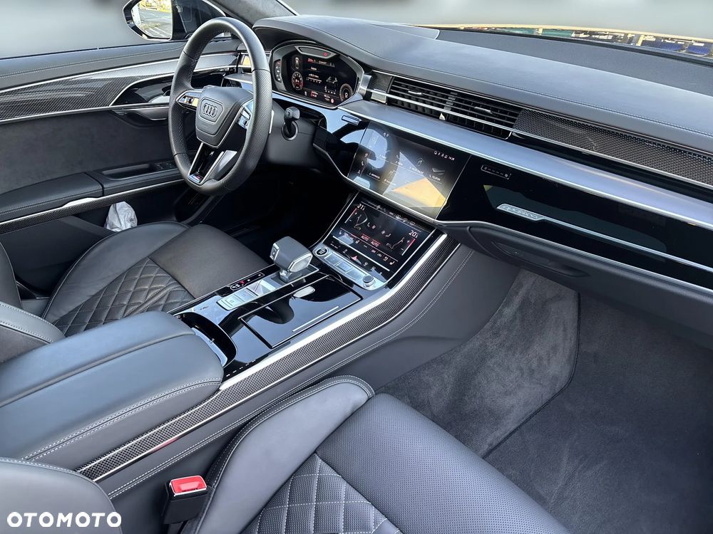 Audi A8 60 TFSI quattro tiptronic - 13
