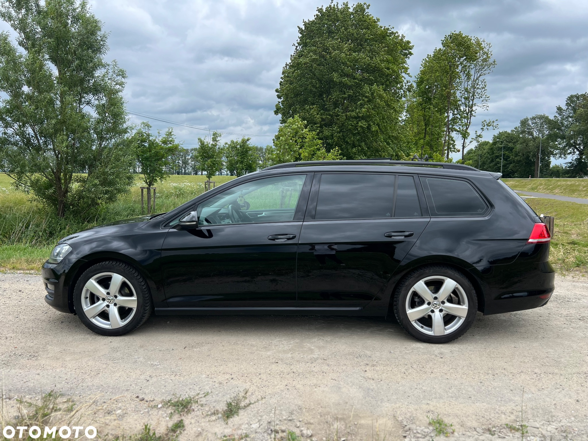 Volkswagen Golf VII 1.4 TSI BMT Comfortline DSG - 9