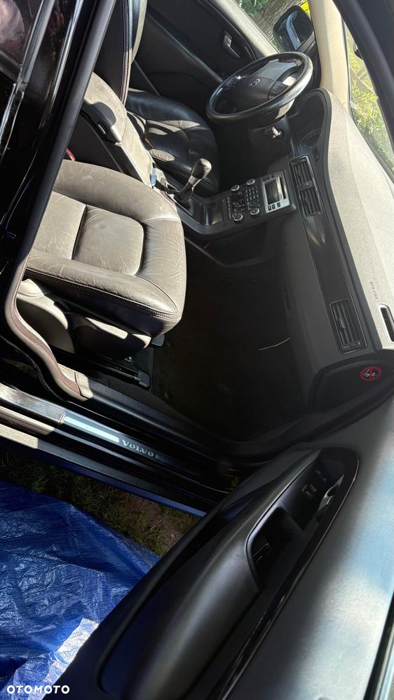 Volvo XC 70 D5 AWD Momentum - 17