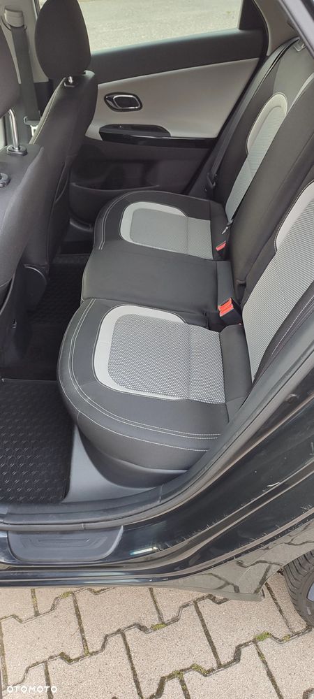 Kia Ceed 1.6 CRDi 136 ISG Dream-Team Edition - 14