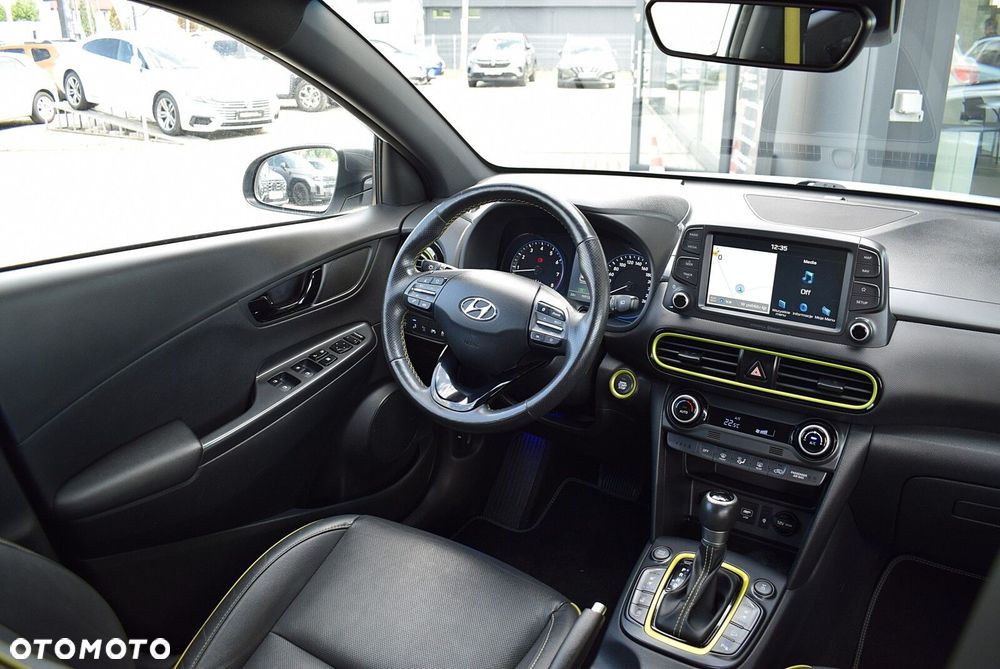 Hyundai Kona - 17