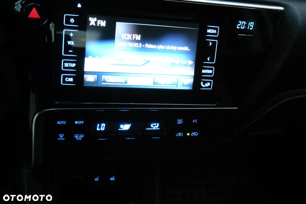 Toyota Auris 1.6 D-4D Design Edition - 20