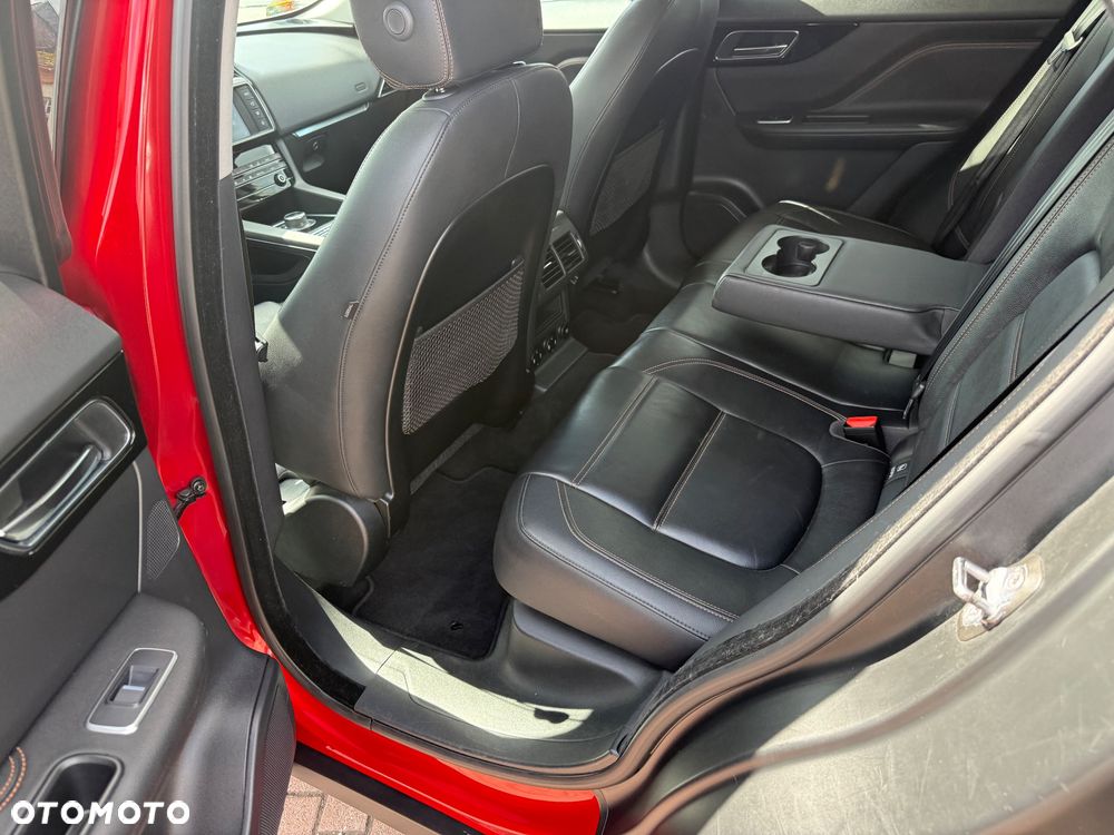 Jaguar F-Pace 2.0 i4D AWD Prestige - 13