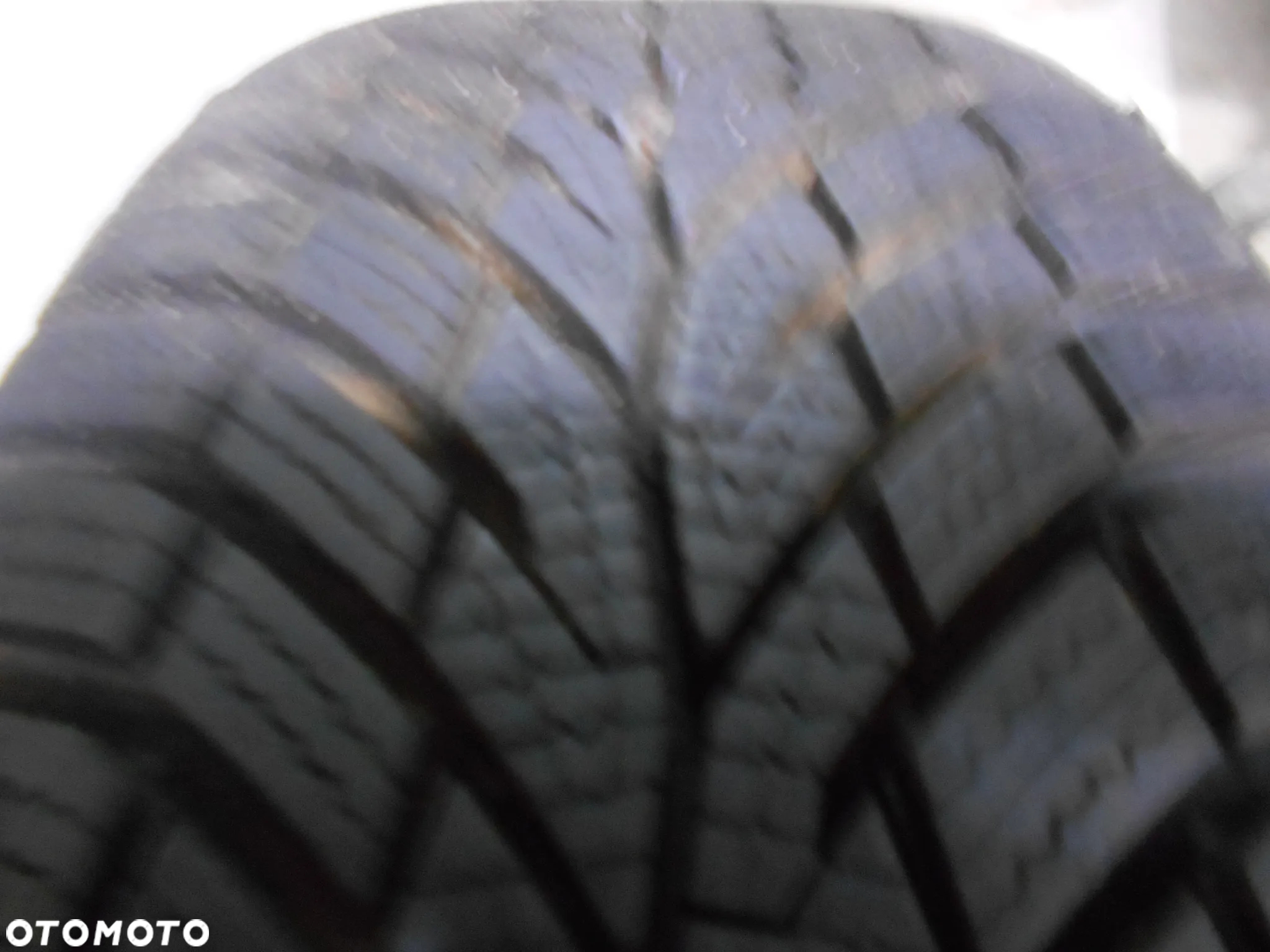 OPONA POJEDYNKA 205/55R16 CONTINENTAL WINTER CONTACT TS 870 DOT 3823 7.4MM - 2