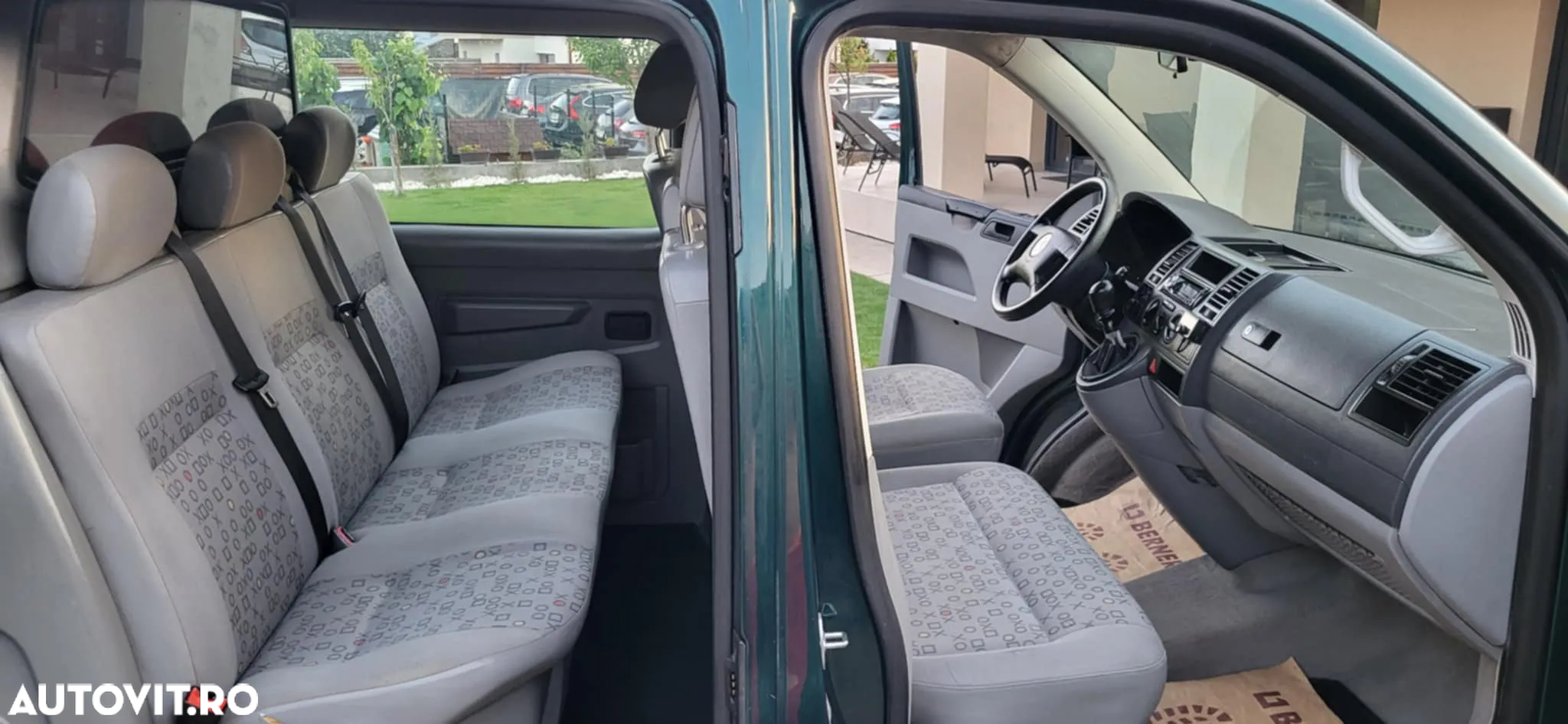 Volkswagen Transporter - 11