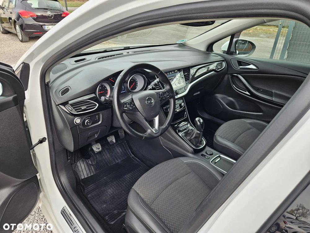 Opel Astra 1.4 Turbo Start/Stop Innovation - 17