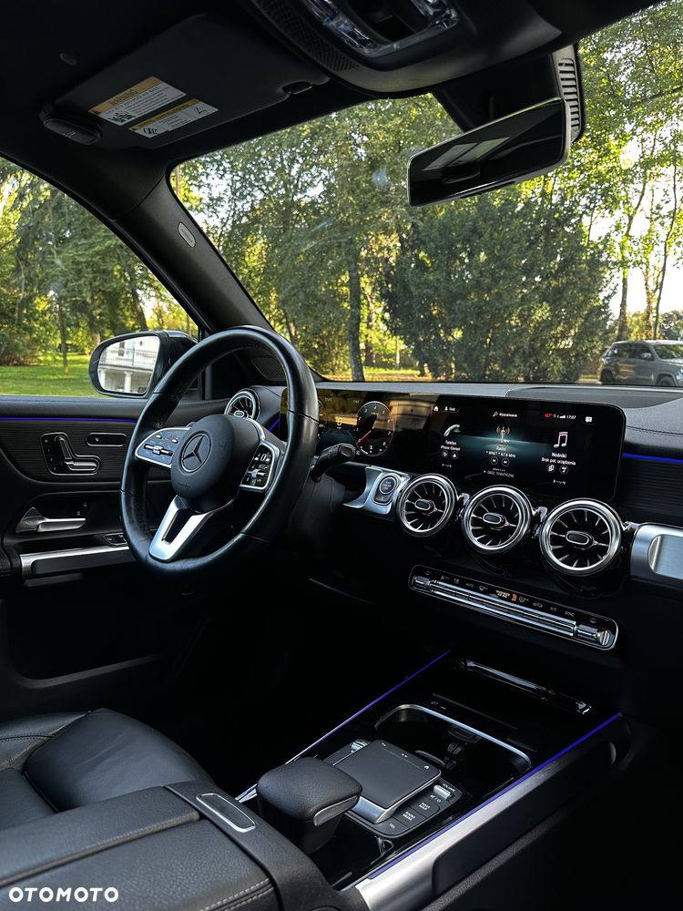 Mercedes-Benz GLB 250 4Matic 8G-DCT AMG Line - 16