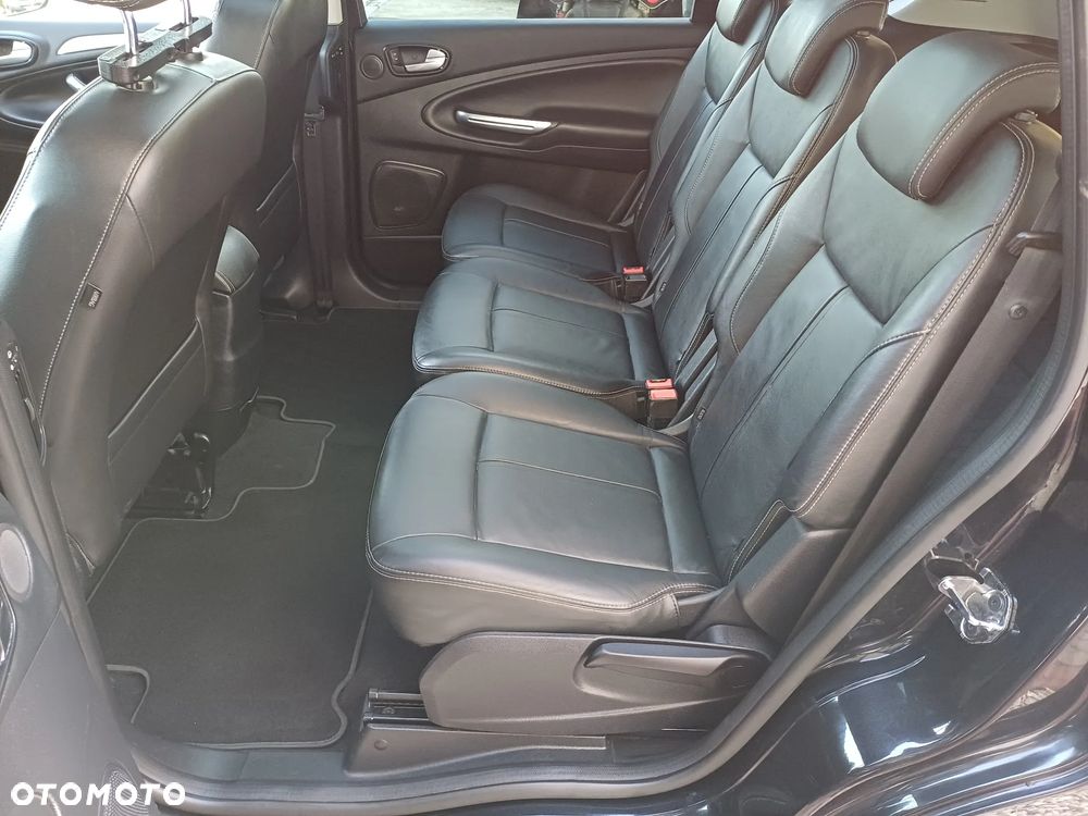 Ford S-Max 2.0 TDCi Titanium - 30