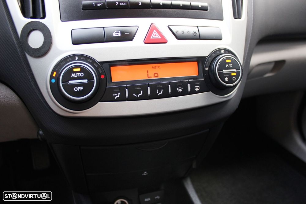 Kia Ceed 1.6 CRDi EX - 9