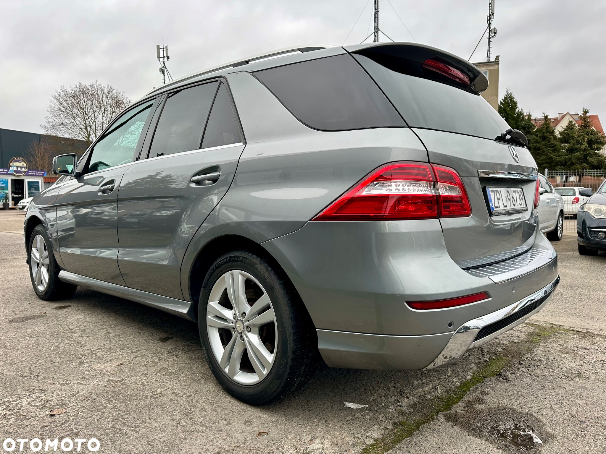 Mercedes-Benz ML 350 BlueTEC 4MATIC 7G-TRONIC - 4