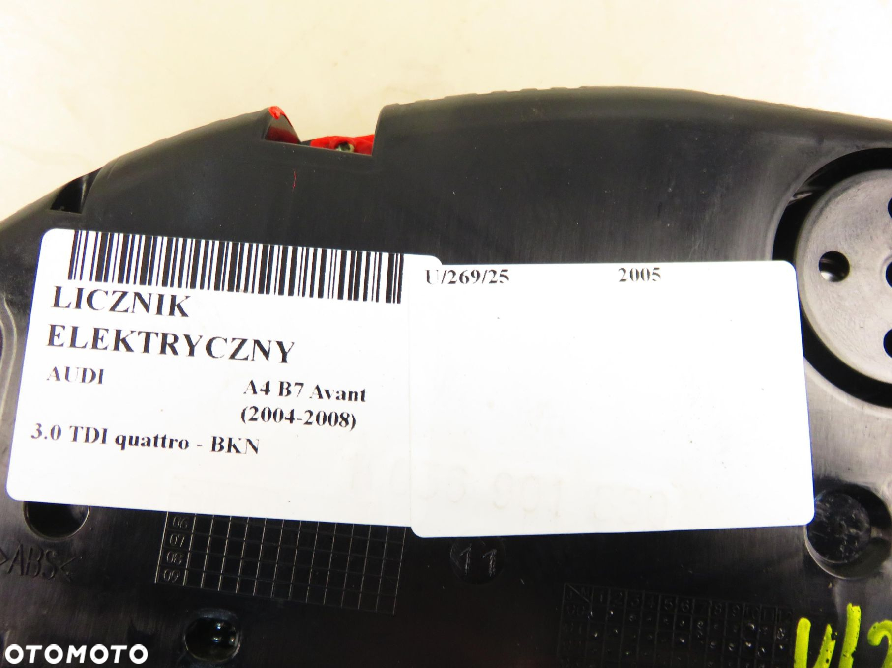 LICZNIK AUDI A4 B7 Avant 3.0 TDI 8E0920931D 0263626183 - 2
