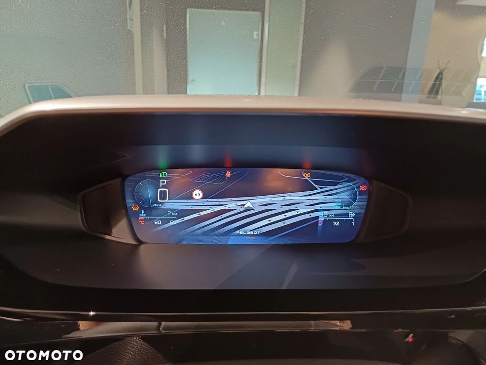 Peugeot 408 - 11