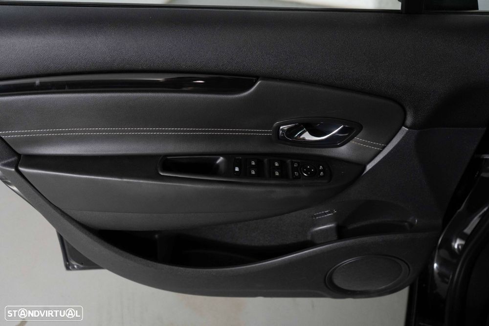 Renault Scénic 1.5 dCi Exclusive SS - 23