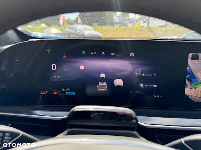 Omoda 9 1.5 Super Hybrid Exclusive AWD - 12