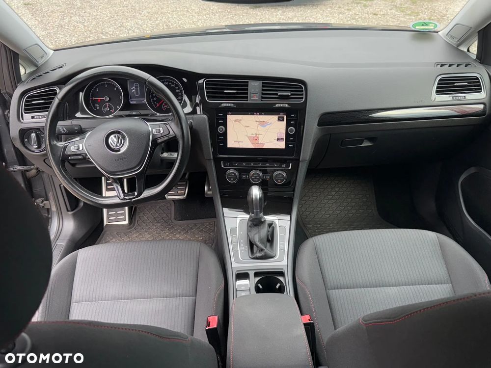 Volkswagen Golf 2.0 TDI DSG Sound - 6