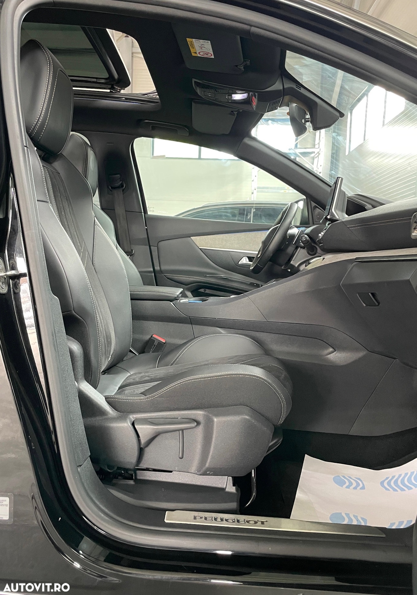 Peugeot 3008 1.5 BlueHDI 130 S&S EAT8 GT Pack - 27