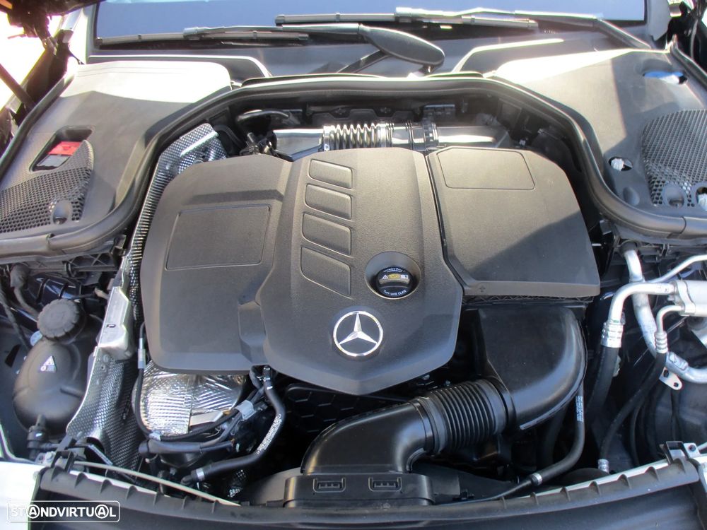 Mercedes-Benz E 220 d Avantgarde+ - 48