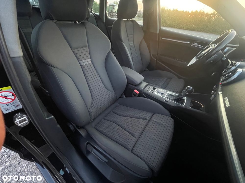 Audi A3 Sportback 1.6 TDI Sport S tronic - 21